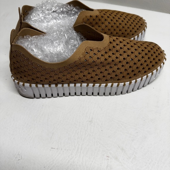 llse Jacobsen perforated Tan Perforated Slip-On Sneakers size 40 US 9.5-10 - Picture 3 of 5